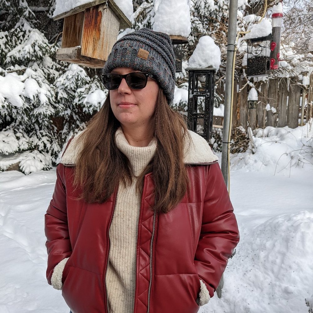 Meet your Posher, Emily